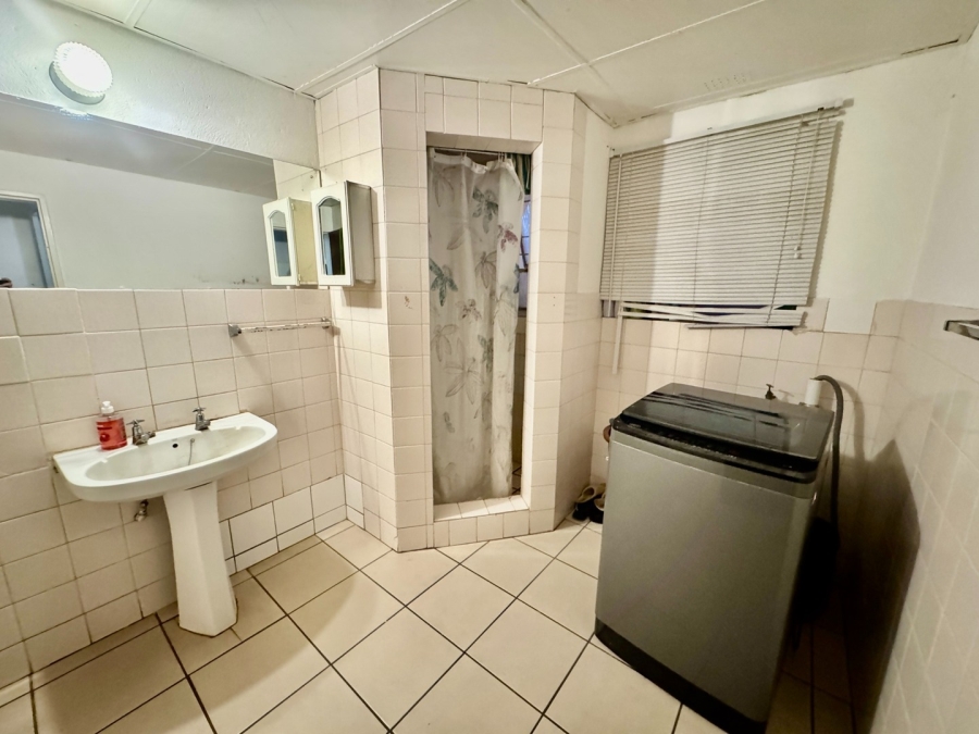 2 Bedroom Property for Sale in Potchefstroom North West